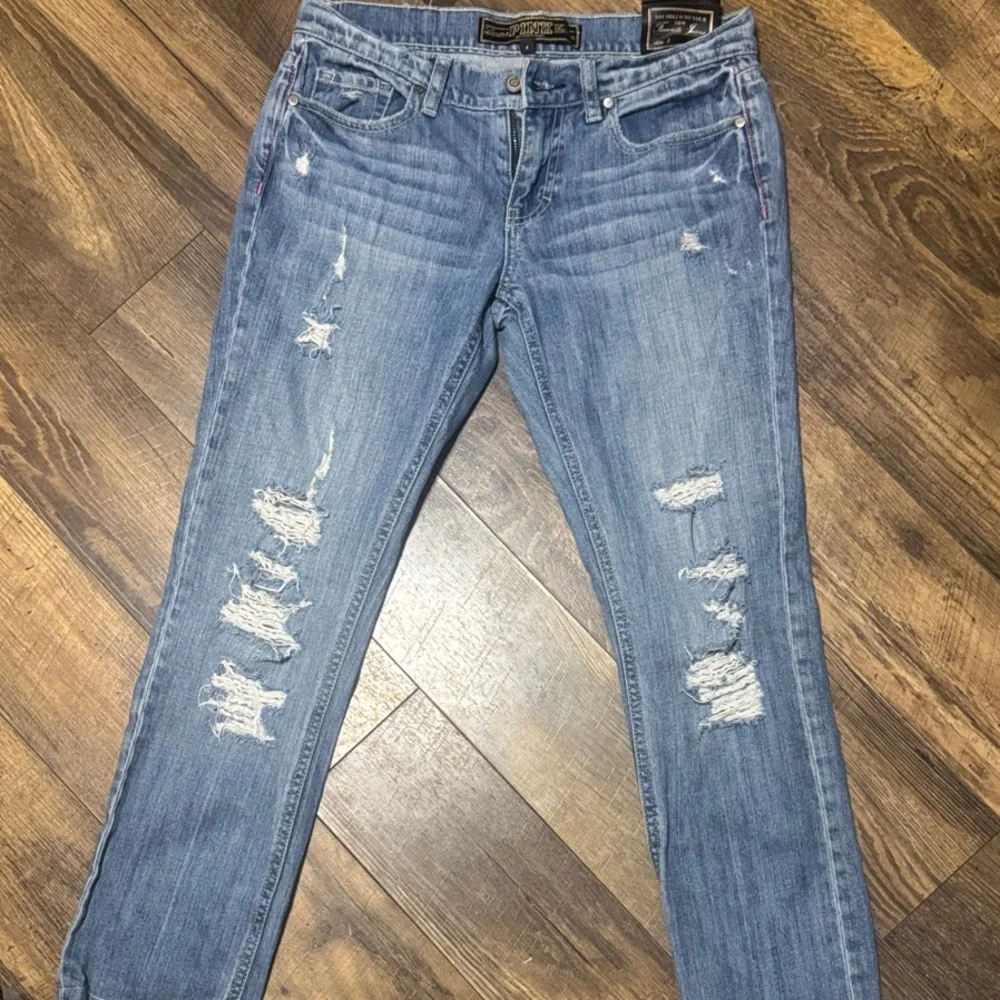 PINK Victoria’s Secret Distressed Cropped Skinny Jeans · Light Blue· Rhinestones - Picture 2 of 6